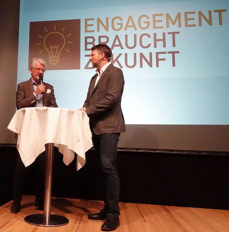 Marc Schloßarek im Gespräch mit Moderations-und Kommentatoren-Legende Marcel Reif.